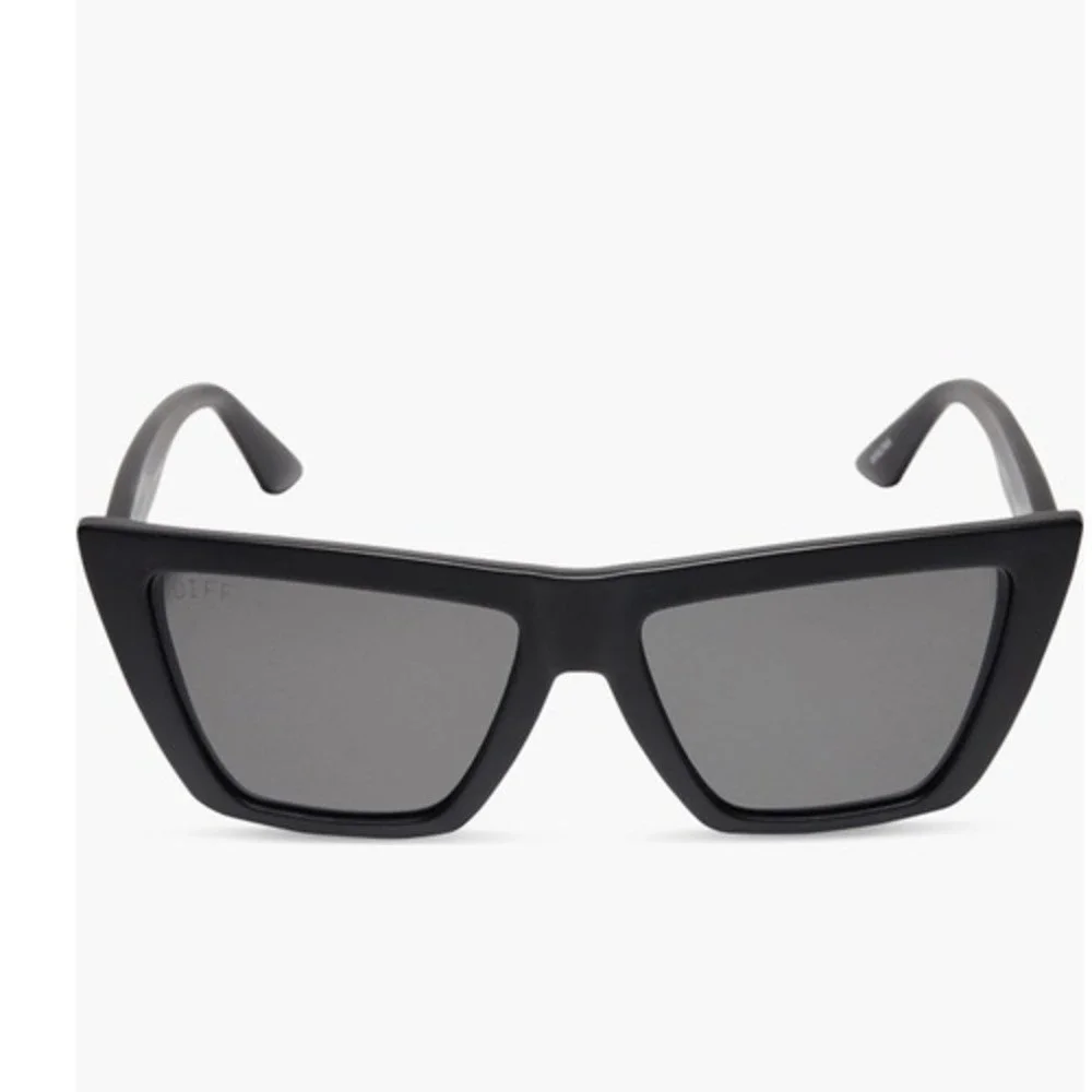 DIFF Eyewear Vinona Sunglasses, 100% UV protection, Black, Retro‎ Chic, NWT
